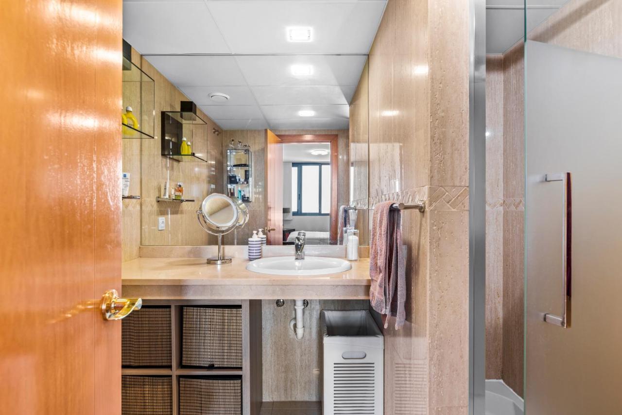 Апартаменти Luxury Flat In Skyscraper Санта-Крус-де-Тенеріфе Екстер'єр фото